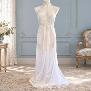 Vintage Gilead 70s Ivory Nylon Lace Maxi Nightgown Bridal Lingerie Front Slit M